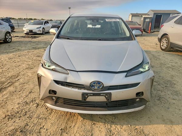 2021 TOYOTA PRIUS