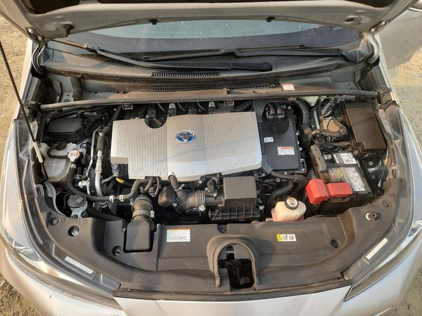 2021 TOYOTA PRIUS