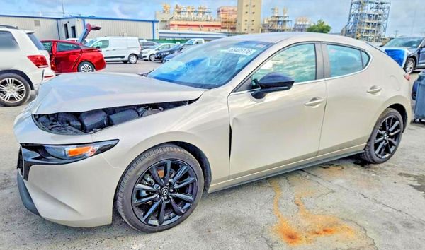 2024 MAZDA 3 Select Sport Package