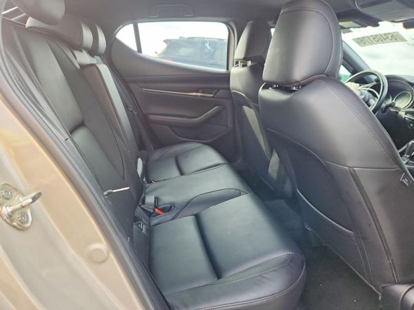 2024 MAZDA 3 Select Sport Package