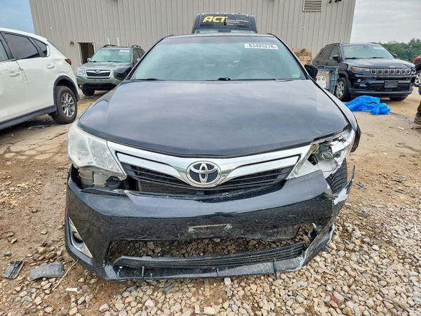 2013 TOYOTA CAMRY