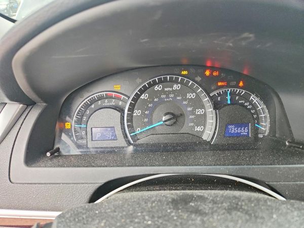 2013 TOYOTA CAMRY