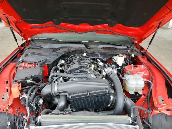 2025 FORD MUSTANG I4