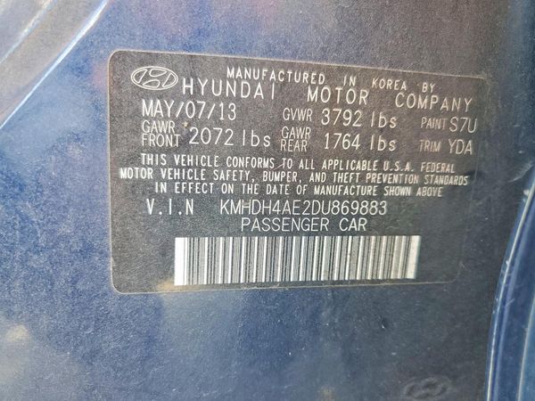 2013 HYUNDAI ELANTRA