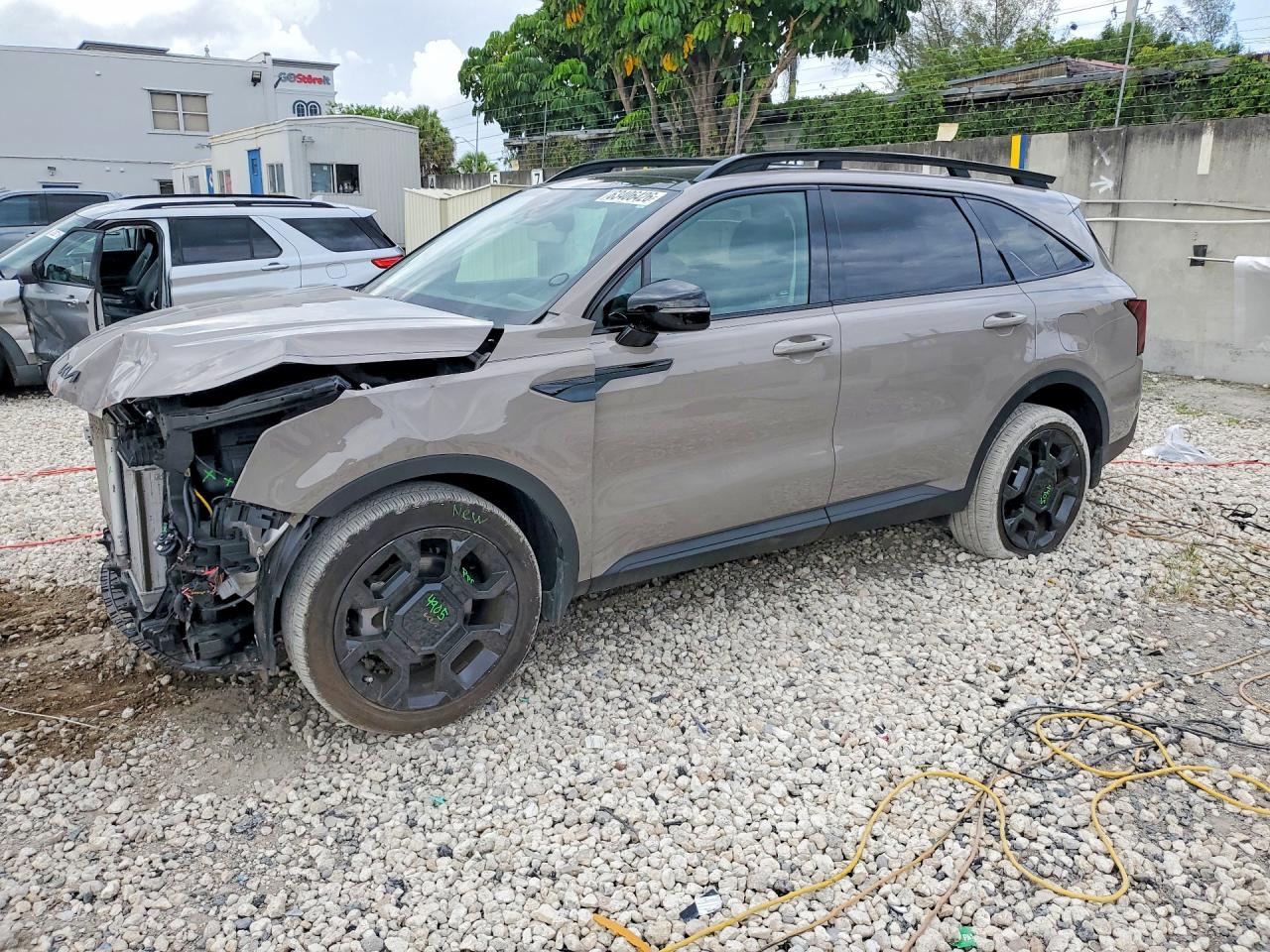 2025 KIA SORENTO