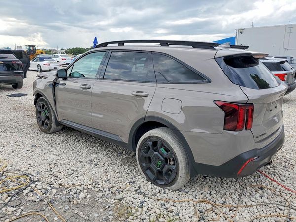 2025 KIA SORENTO