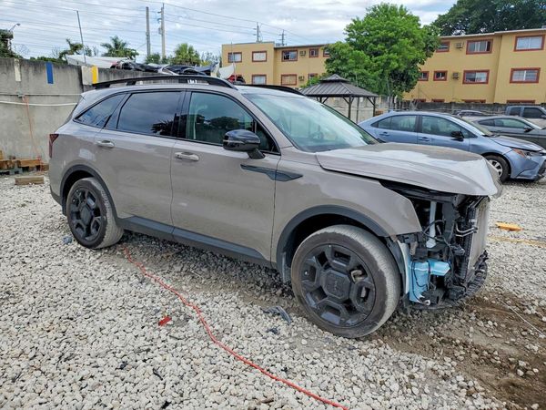 2025 KIA SORENTO