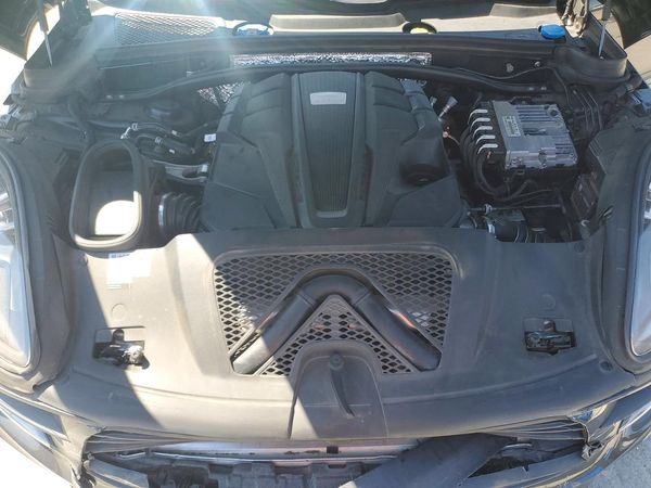 2021 PORSCHE MACAN S