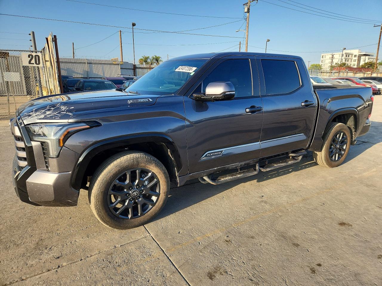 2025 TOYOTA TUNDRA Platinum