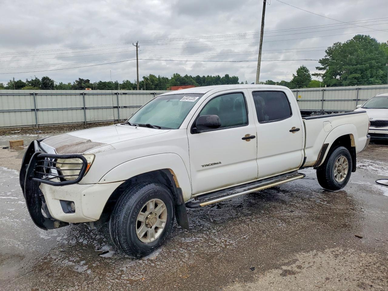 2014 TOYOTA TACOMA Delux Grade
