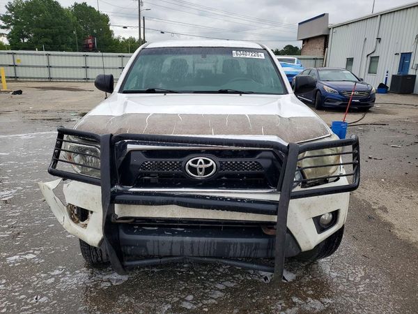 2014 TOYOTA TACOMA Delux Grade