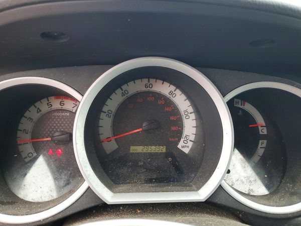 2014 TOYOTA TACOMA Delux Grade