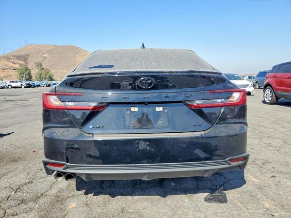 2025 TOYOTA CAMRY