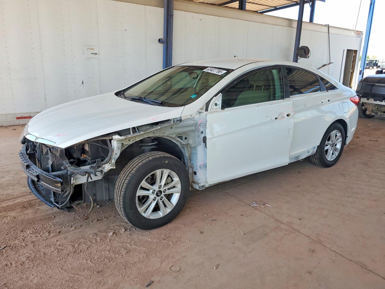 2013 HYUNDAI SONATA GLS/ GLS Popular — Front 3/4