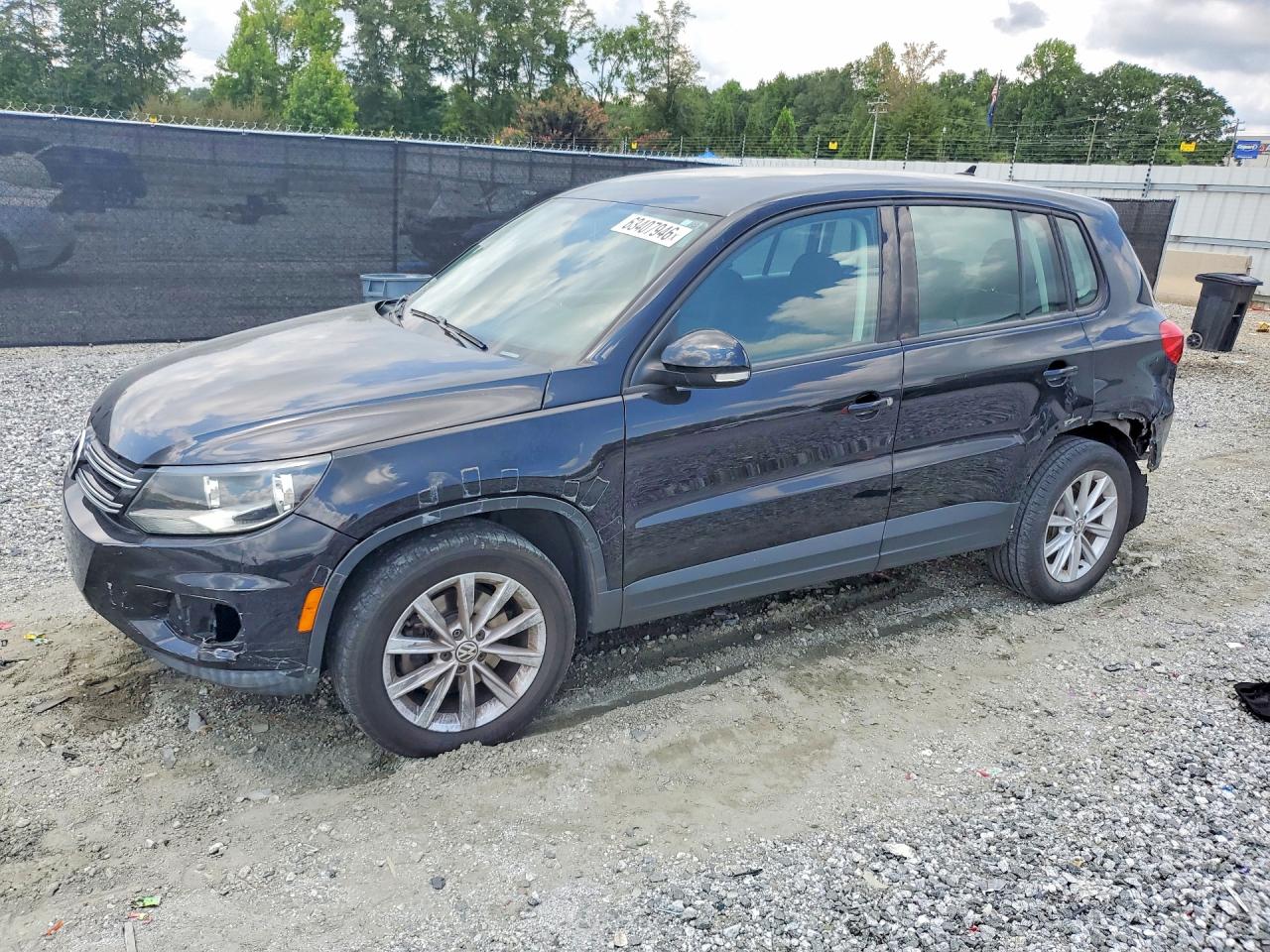 2017 VOLKSWAGEN TIGUAN S, Limited