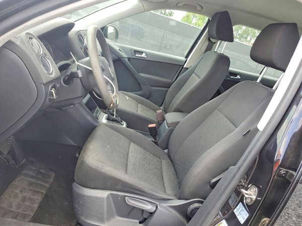 2017 VOLKSWAGEN TIGUAN S, Limited