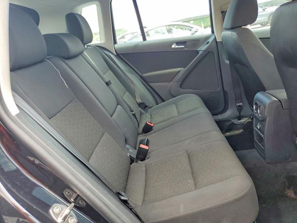 2017 VOLKSWAGEN TIGUAN S, Limited
