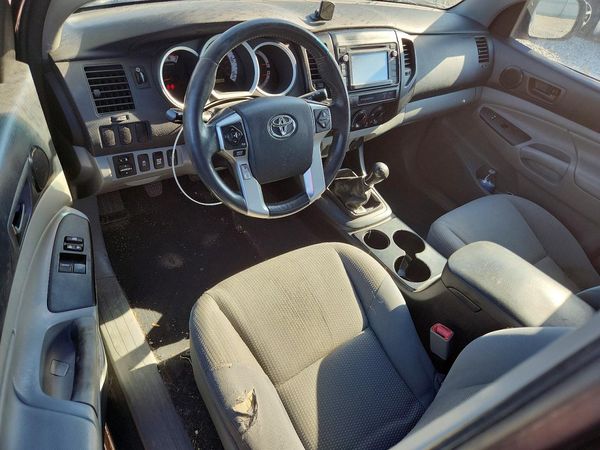 2015 TOYOTA TACOMA Delux Grade