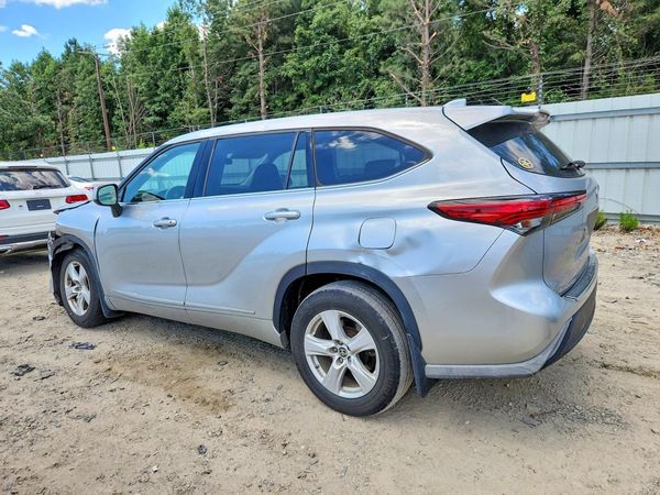 2020 TOYOTA HIGHLANDER LE