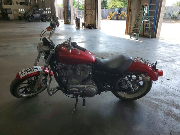 2012 HARLEY-DAVIDSON XL883