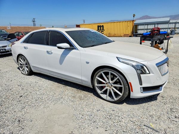 2017 CADILLAC CT6