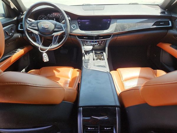 2017 CADILLAC CT6