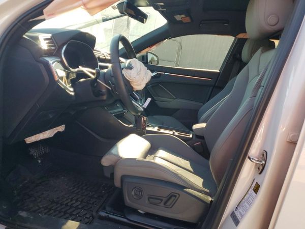 2024 AUDI Q3