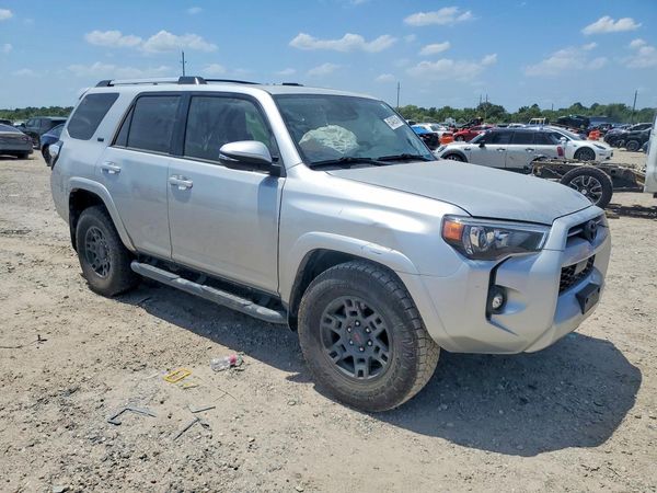 2023 TOYOTA 4RUNNER SR5 Prem