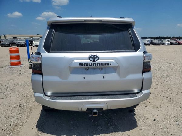 2023 TOYOTA 4RUNNER SR5 Prem
