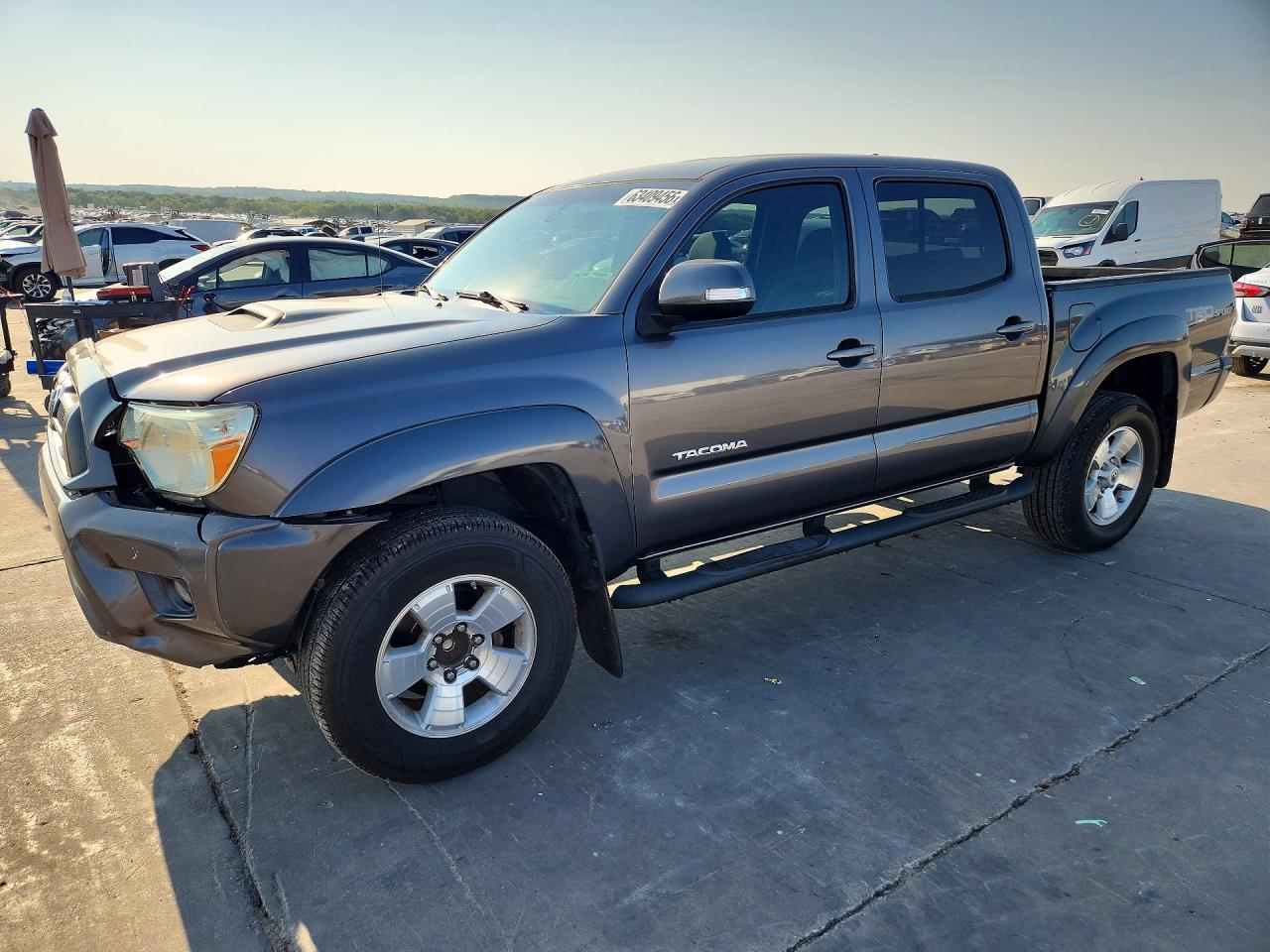 2015 TOYOTA TACOMA Delux Grade