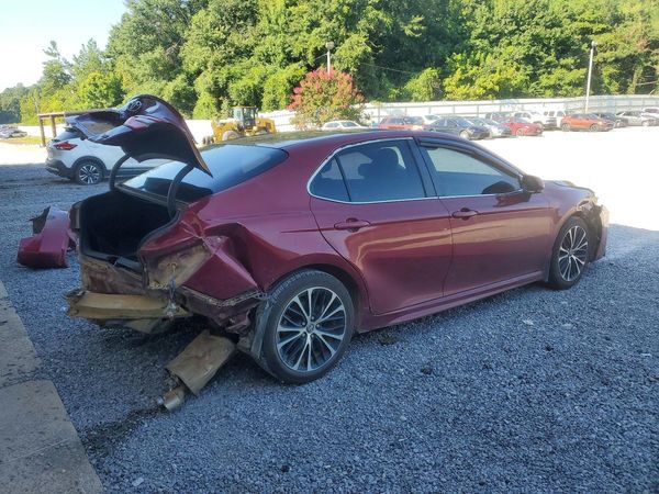 2018 TOYOTA CAMRY