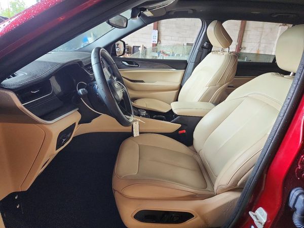 2023 JEEP CHEROKEE Limited — DENT