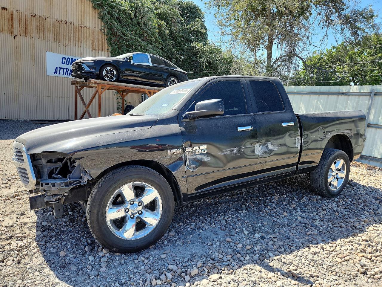 2016 RAM 1500 SLT — Front 3/4