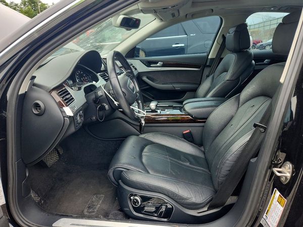 2015 AUDI A8