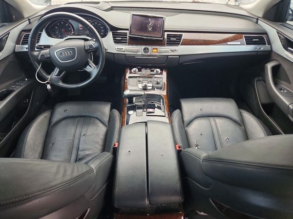 2015 AUDI A8