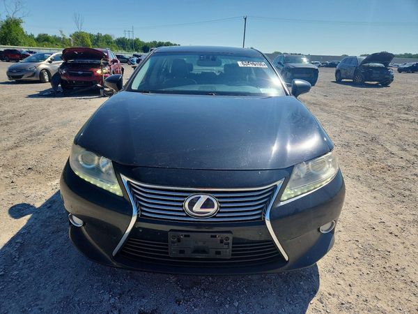 2013 LEXUS ES 300h