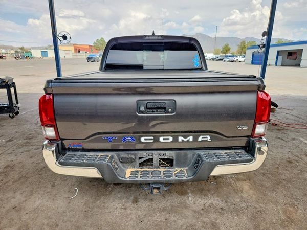 2019 TOYOTA TACOMA SR5