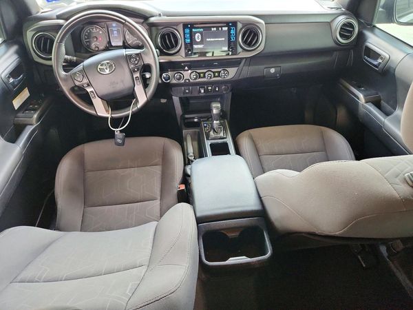 2019 TOYOTA TACOMA SR5