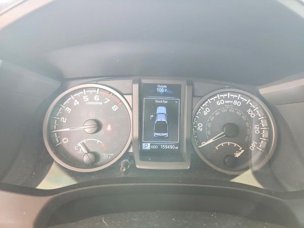 2019 TOYOTA TACOMA SR5