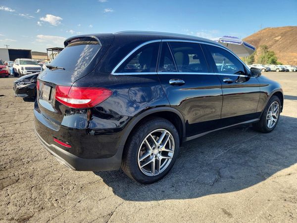 2016 MERCEDES-BENZ GLC GLC300