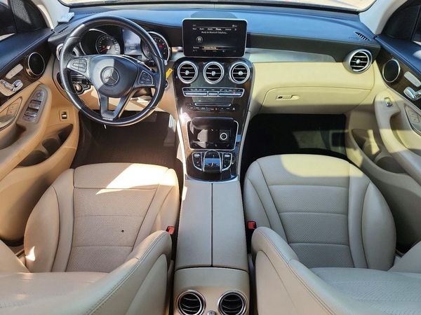 2016 MERCEDES-BENZ GLC GLC300
