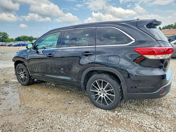 2018 TOYOTA HIGHLANDER