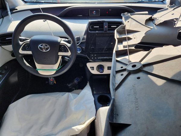 2017 TOYOTA PRIUS One/Two