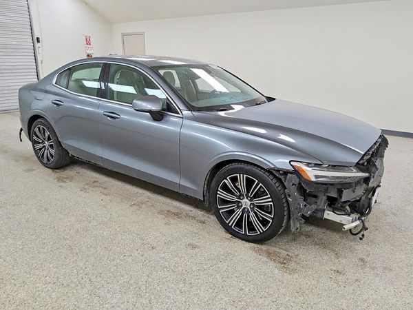 2019 VOLVO S60 Inscription