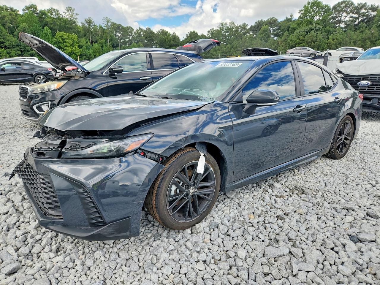 2025 TOYOTA CAMRY