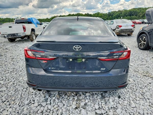2025 TOYOTA CAMRY