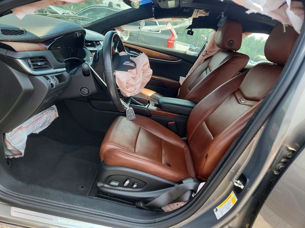 2019 CADILLAC XTS Luxury