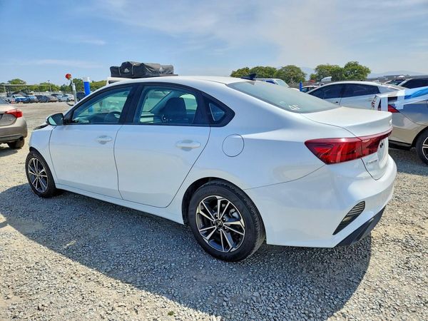 2022 KIA FORTE FE, LXS