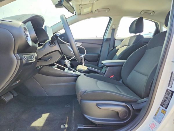 2022 KIA FORTE FE, LXS