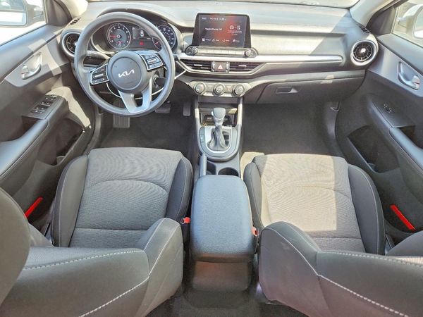2022 KIA FORTE FE, LXS
